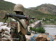 The Pakistani military during an operation against the Taliban in the Swat Valley (photo: dpa)