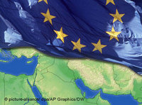 EU flag and Middle East map (source: dpa/AP/DW)
