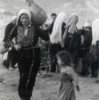 Palestinian refugees in 1948 (photo: www-peace-with-justice.org)