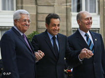 Sarkozy, Abbas and Olmert (photo: AP)