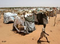 View of the Riyad refugee camp in Darfur (photo: AP)