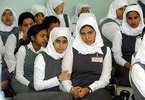 Schoolgirls in Kuwait (photo: AP)