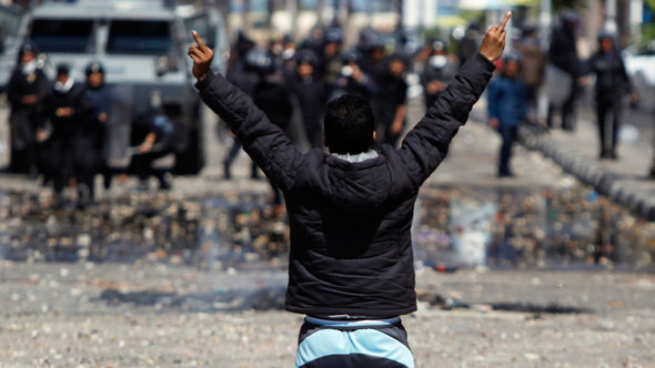 Ausschreitungen nach der Urteilsverkündung in Port Said; Foto: Reuters