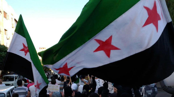 Assad-Gegner demonstrieren in Jubar bei damaskus; Foto: Reuters