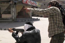 Einheiten der Freien Syrischen Armee in einem Vorort von Damaskus; Foto: AP