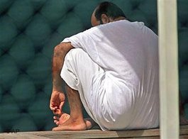 Inhaftierter in Guantanamo; Foto: AP