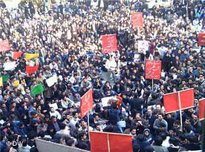 Studentendemonstration auf dem Campus der Universität Teheran am 6. Dezember 2006; Foto: DW