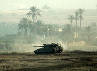 Israelischer Panzer im Gazastreifen; Foto: AP