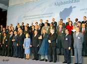 Familienbild der internationalen Afghanistan-Konferenz, Foto: AP