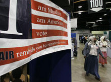 Wahlplakat auf der ISNA-Jahreskonferenz; Foto: AP