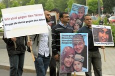 Ägyptische Demonstranten während der Trauerfeier in Dresden; Foto: dpa