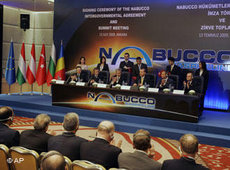 Unterzeichnung des Nabucco-Pipeline-Vertrags in Ankara im Juli 2009; Foto: AP