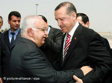 Massud Barzani (links) und Recep Tayyip Erdon; Foto: dpa