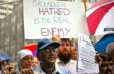 Gegendemonstration zu einer anti-muslimischen Demonstration in New York; Foto: AP