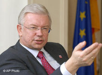 Roland Koch (photo: AP)