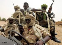 Rebellen in Darfur; Foto: dpa