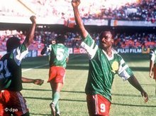 Roger Milla, kamerunischer Fußballspieler; Foto: dpa