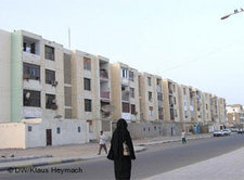 Plattenbauten in Aden; Foto: DW/Heymach