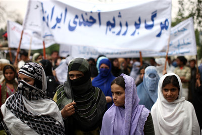Afghanische Demonstrantinnen; Foto: Iason Athanasiadis 
