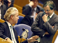 Geert Wilders, left, and Alexander Pechtold (photo: AP)