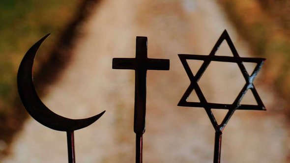 Religiöse Symbole; Foto: picture alliance/Godong/Robert Harding