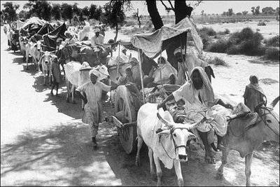 Flüchtlinge während der Ereignisse der Teilung von Britisch-Indien 1947; Foto: Margaret Bourk-White/Quelle: Wikipedia