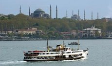 Fähre auf dem Bosporus; Foto: AP
