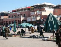 Der große Platz von Marrakesch; Foto: Larissa Bender