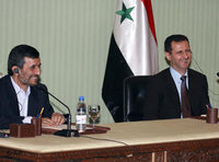 الرئيس السوري بشار الأسد والرئيس الإيراني أحمدي نجاد، الصورة أ ب