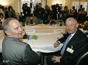 Interior Minister Wolfgang Schäuble and Bavaria's Interior Minister Günther Beckstein (photo: AP)