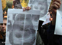 مظاهرة لطلاب جامعة طهران احتجاجا على سياسة أحمدي نجاد