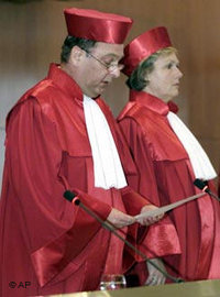 قضاة في المحكمة الدستورية الألمانية، الصورة: أ.ب