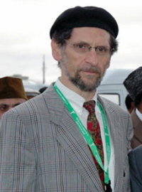 عبد الله واقي هاوزر، رئيس الجماعة الأحمدية في ألمانيا منذ عام 1984