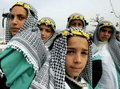 أطفال على هامش القمة العربية في الجزائر، الصورة: د ب أ