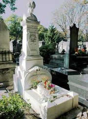 قبر هينريش هاينه في دوسلدورف، الصورة: د ب أ