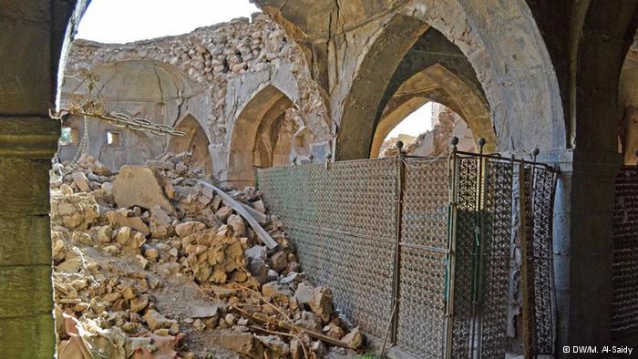 Alte zertrümmerte Synanoge in der Provinz Ninive