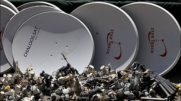 Beschlagnahmte Satellitenschüsseln in Teheran; Foto: MEHR