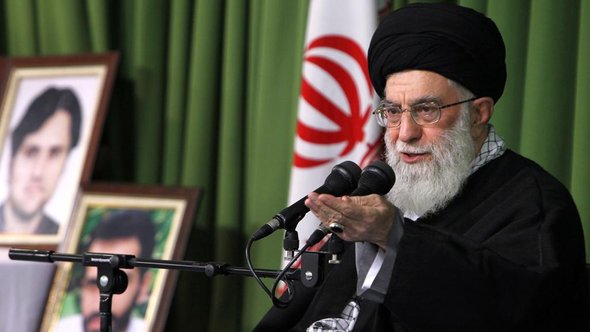 Ayathollah Ali Khamenei; Foto: picture alliance/abaca