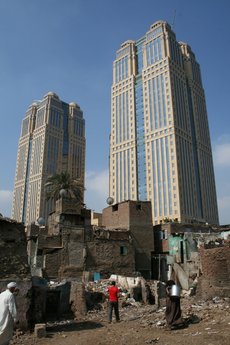 Die Nile City Towers im Stadtteil Bulak in Kairo; Foto: Markus Symank