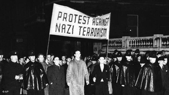 Juden protestieren im Jahre 1938 in London gegen Nazi-Terror, Foto: AP