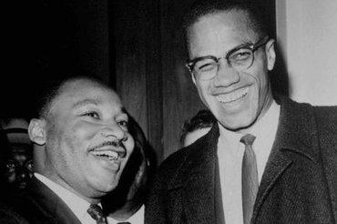 Malcolm X (rechts) mit Martin Luther King, Washington 1964; Foto: AP/Henry Griffin