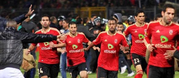 Al Ahly players in the stadium of Port Said (photo: EPA, dpa)