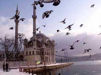 Ortaköy mosque in Istanbul (photo: AP)