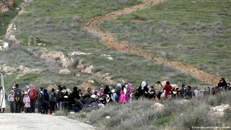 من تدفق اللاجئين السوريين على الحدود الأردنية