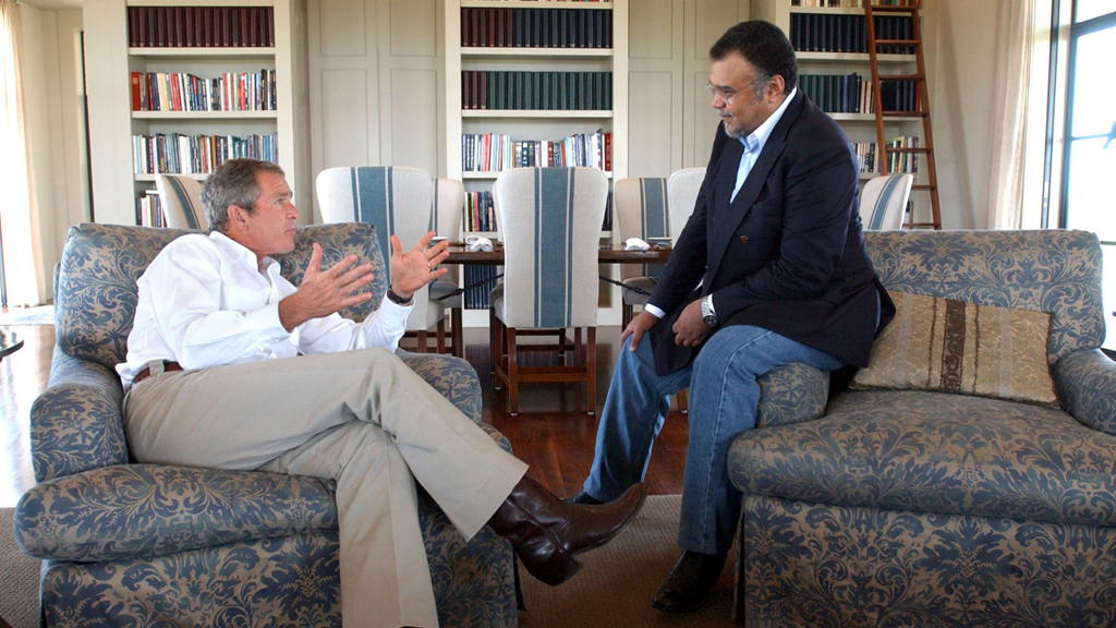 President George W. Bush meets with Prince Bandar bin Sultan, the Saudi Arabian ambassador, August 27, 2002 at Bush's Ranch in Crawford, Texas (photo: Eric Drapper, the White House/Getty Images)