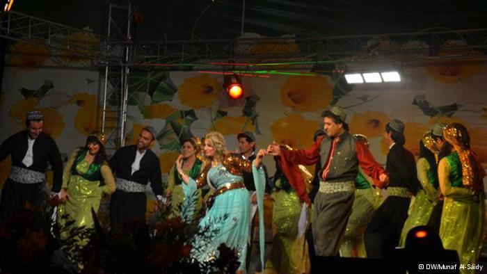 رقصات الدبكة الكردية التقليدية