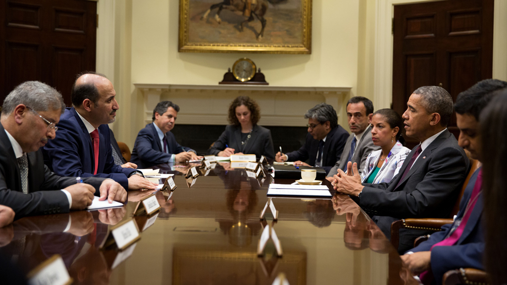 Ahmed Al-Jarba vom Nationalrat Syrien während eines Treffens mit US-Präsident Obama im Weißen Haus; Foto: picture-alliance/AA
