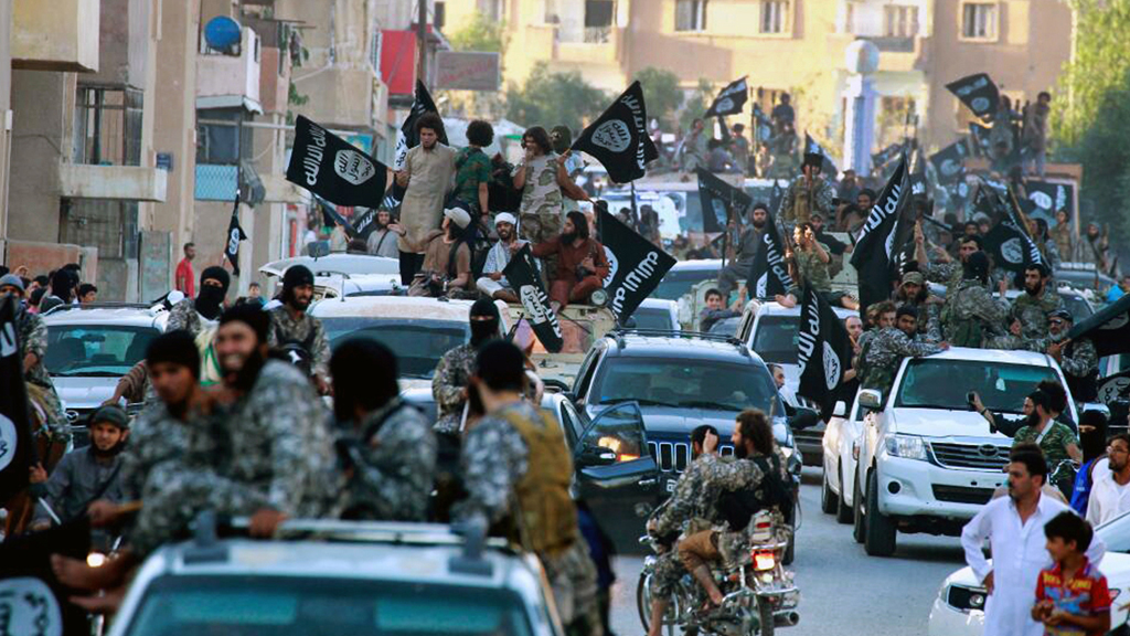 Die syrische Stadt Raqqa nach der Einnahme durch Einheiten des IS; Foto: dpa/AP Photo/Raqqa Media Center of the Islamic State