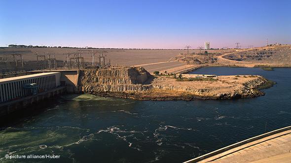 The Suez Canal (photo: picture-alliance-Huber)
