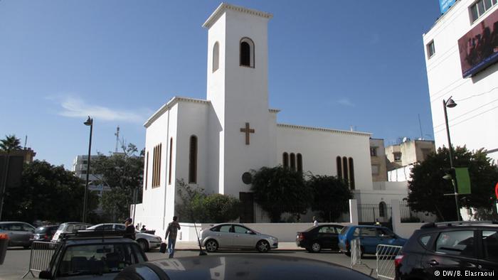  في أبريل 2014 فتحت الكنيسة البروتستانتية ونظيرتها الكاثوليكية في المغرب معهد تكوين لاهوتي
